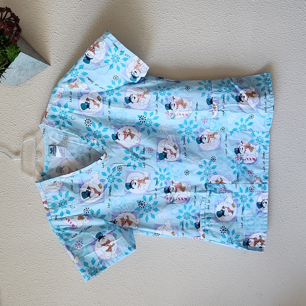 Frosty the SnowMan Scrub Top Size Small